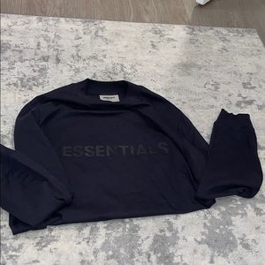 Essentials long sleeve t shirt